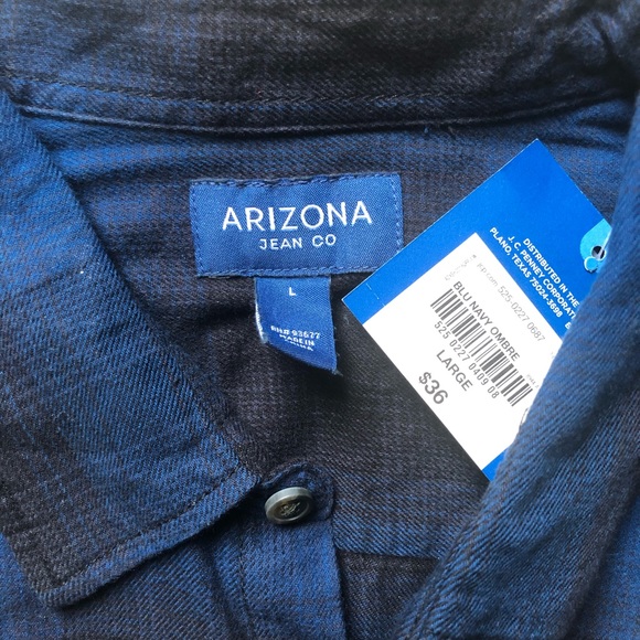 Arizona flannel shirt, size large. - Picture 2 of 4